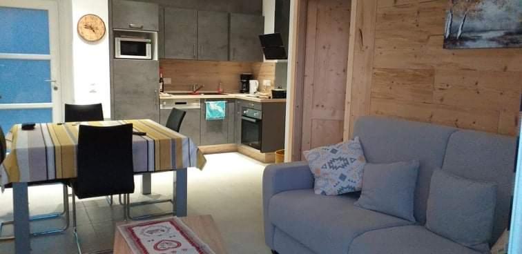 Les Balcons La Haie Des Grisselles Gerardmer Bagian luar foto